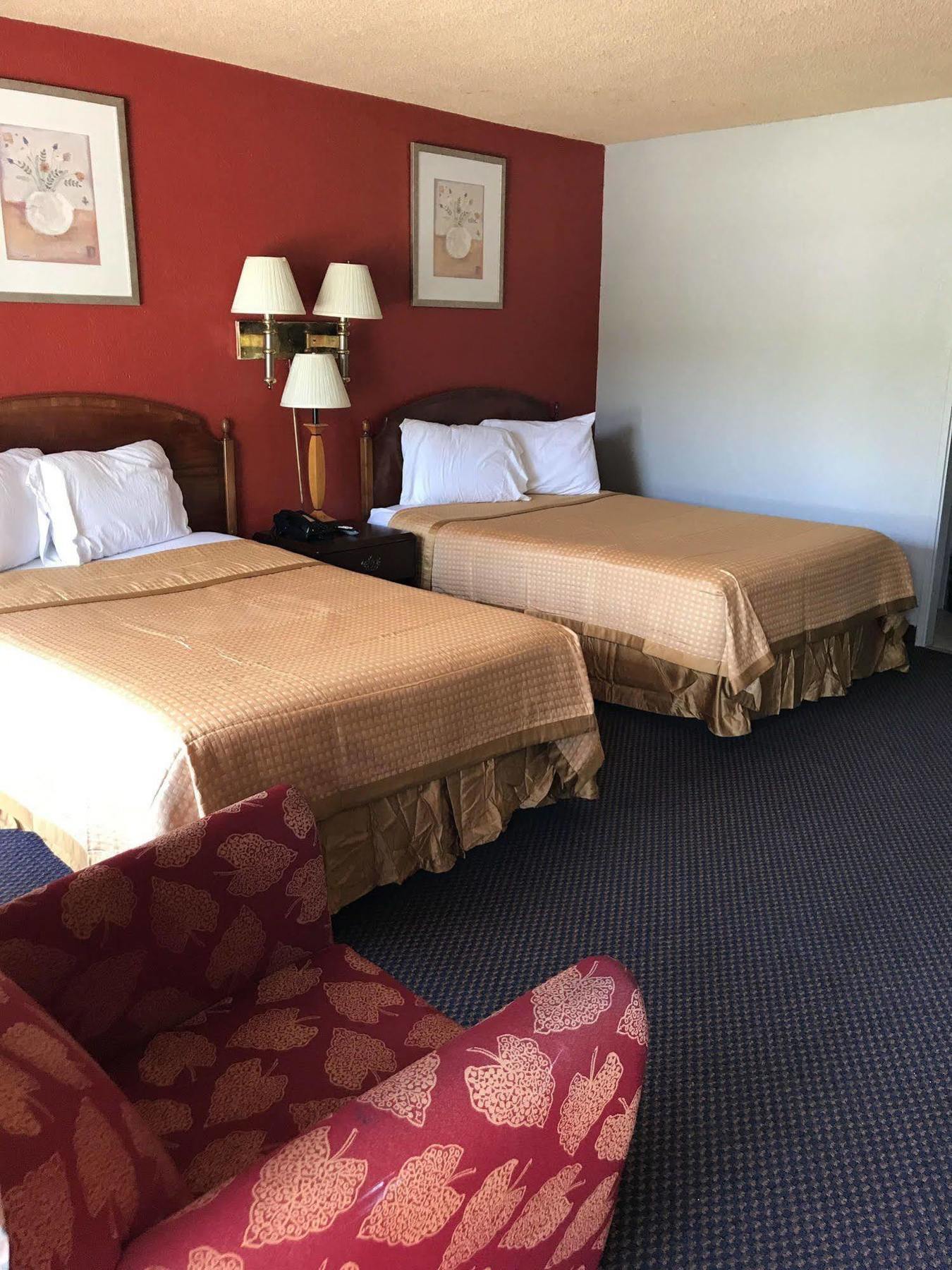 Oyo Hotel Tallahassee Downtown Extérieur photo